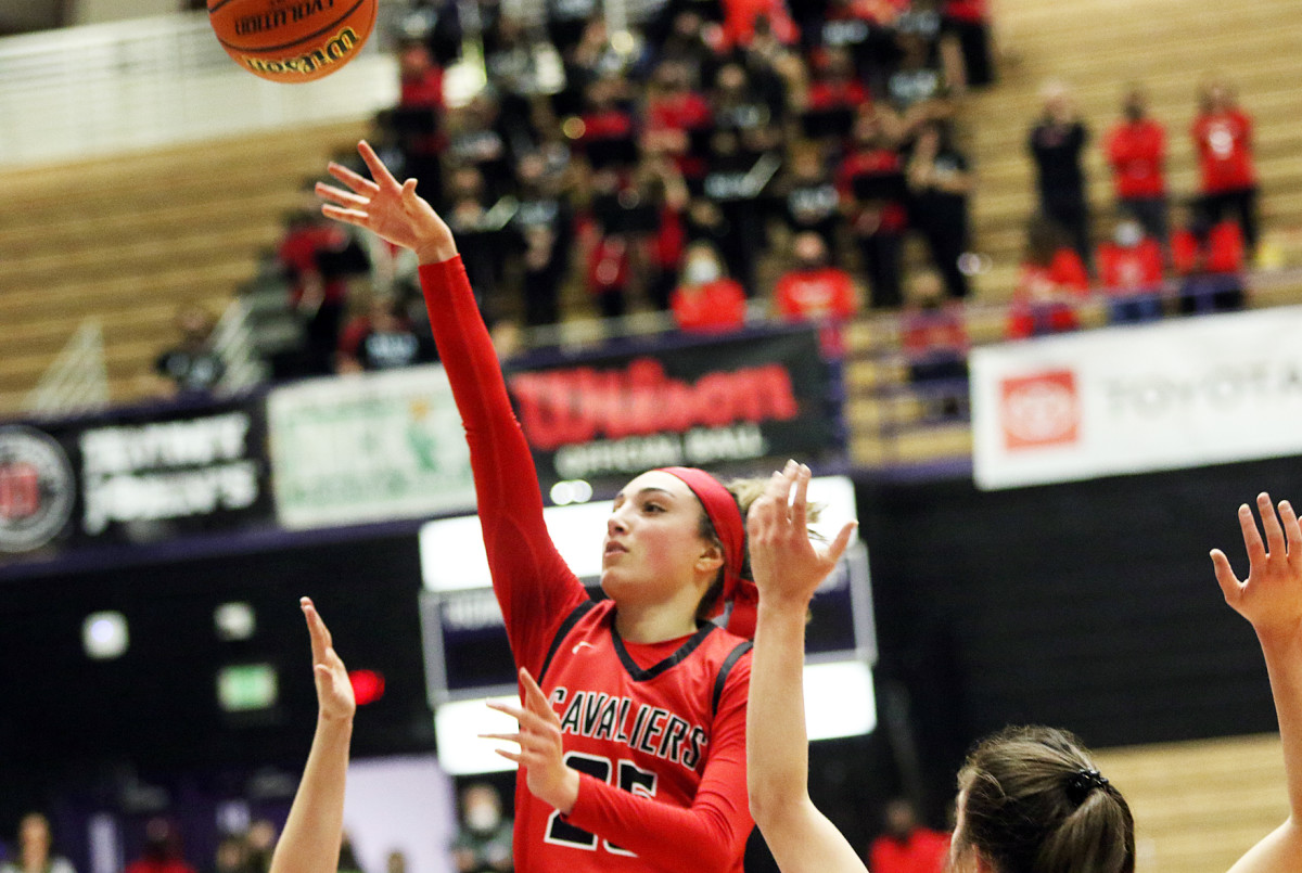 Clackamas Lakeridge girls basketball Dan Brood 18